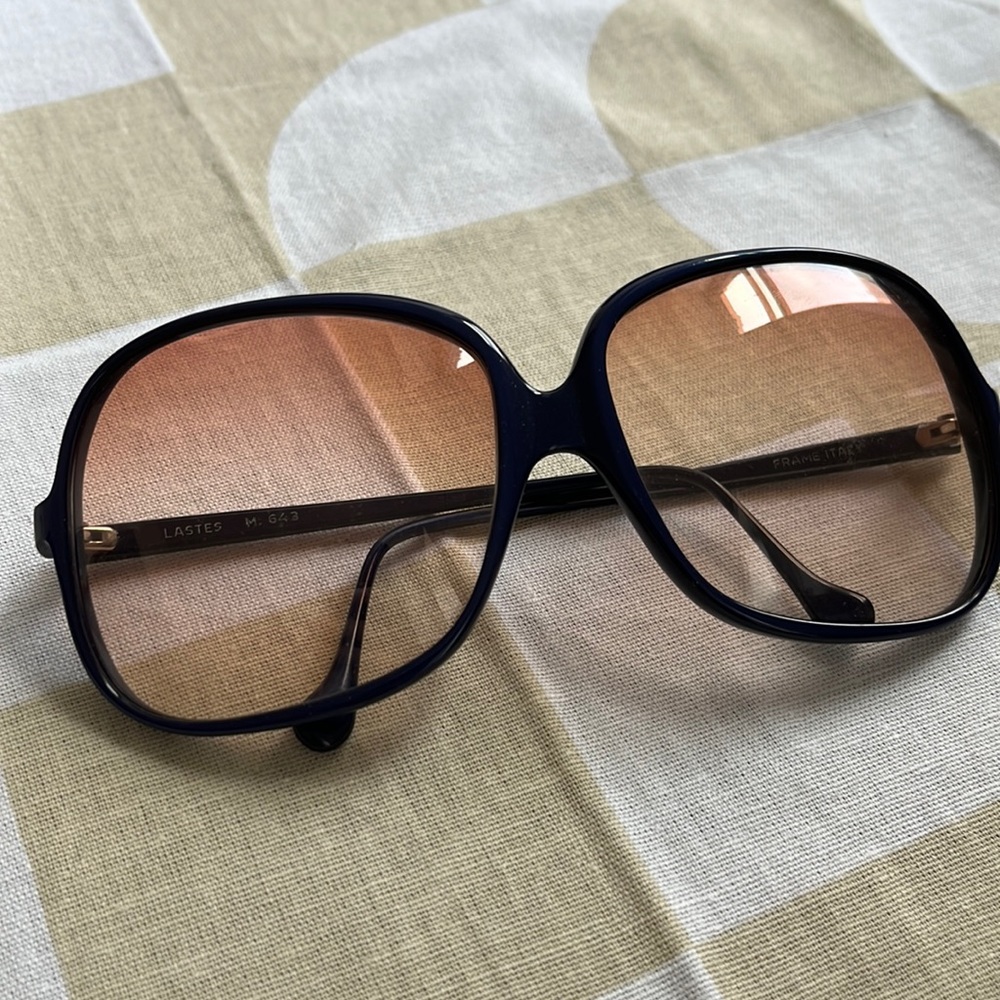 Vintage 70s Italian acetate purple lens sunglasses